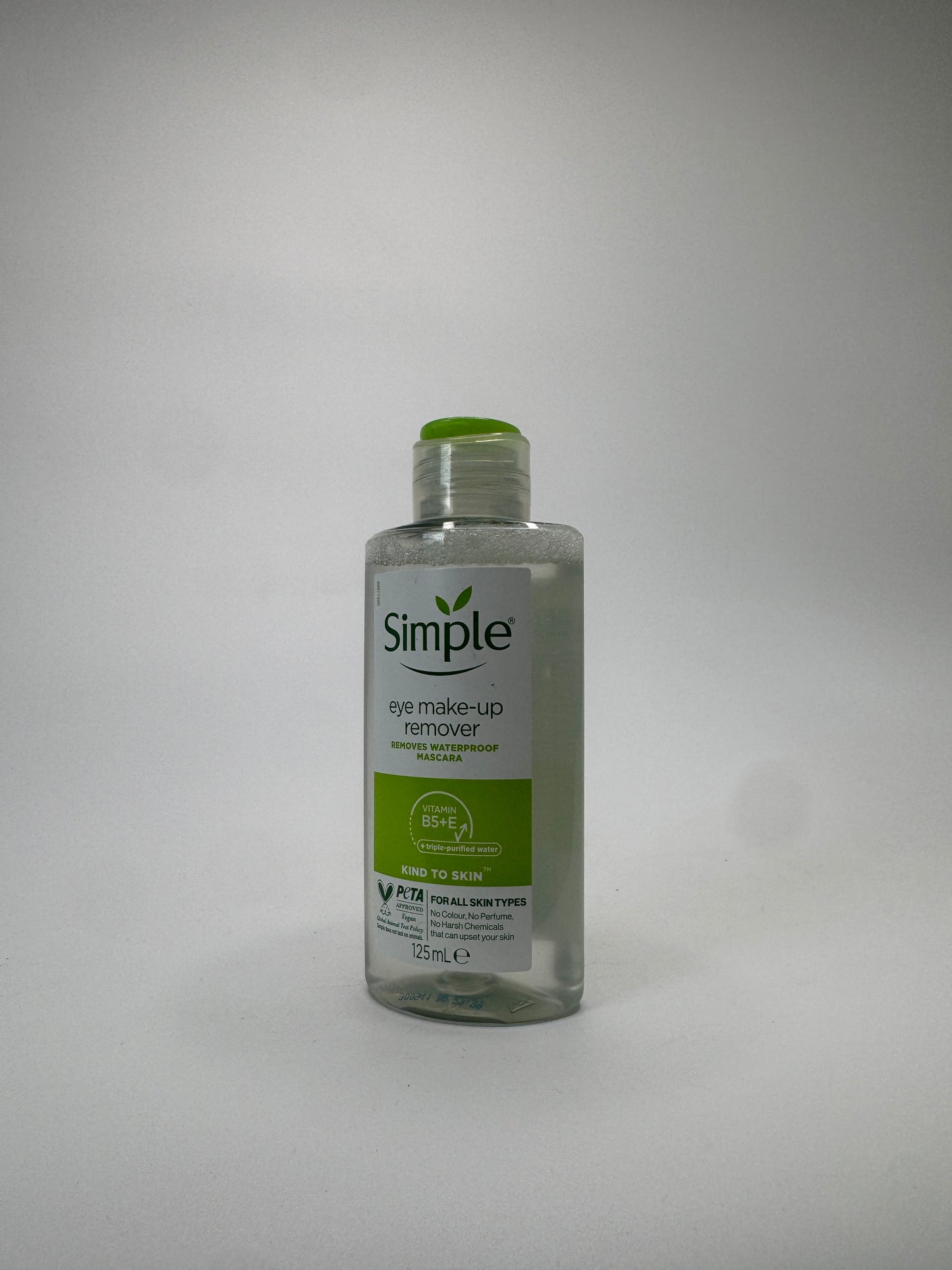 Simple Kind to Skin Eye Make-Up Remover (125ml)