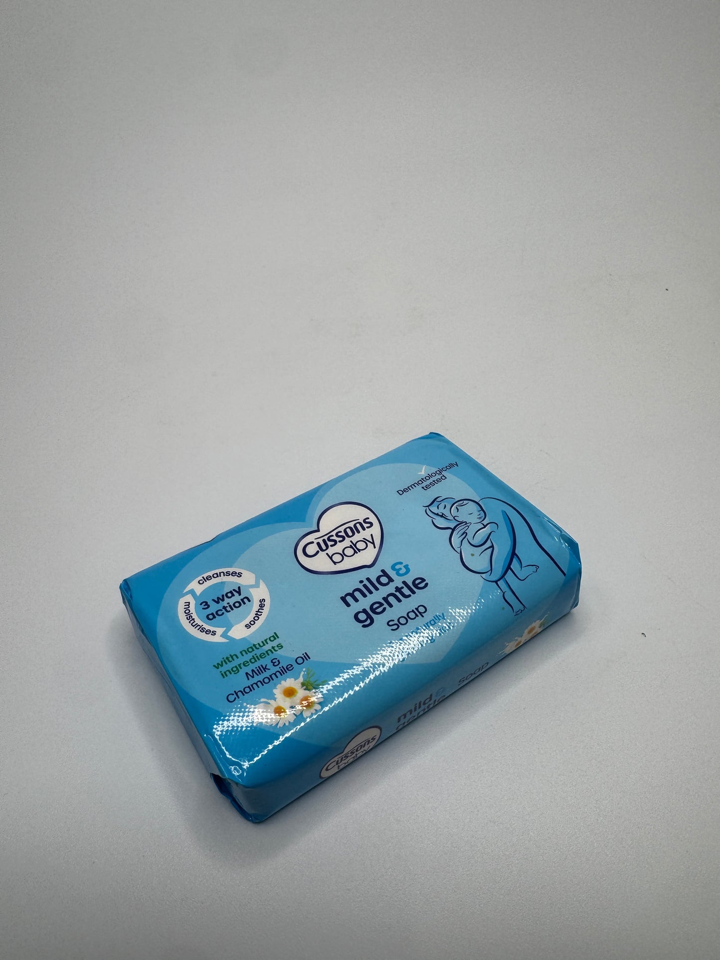 Cussons Baby Mild & Gentle Chamomile Soap