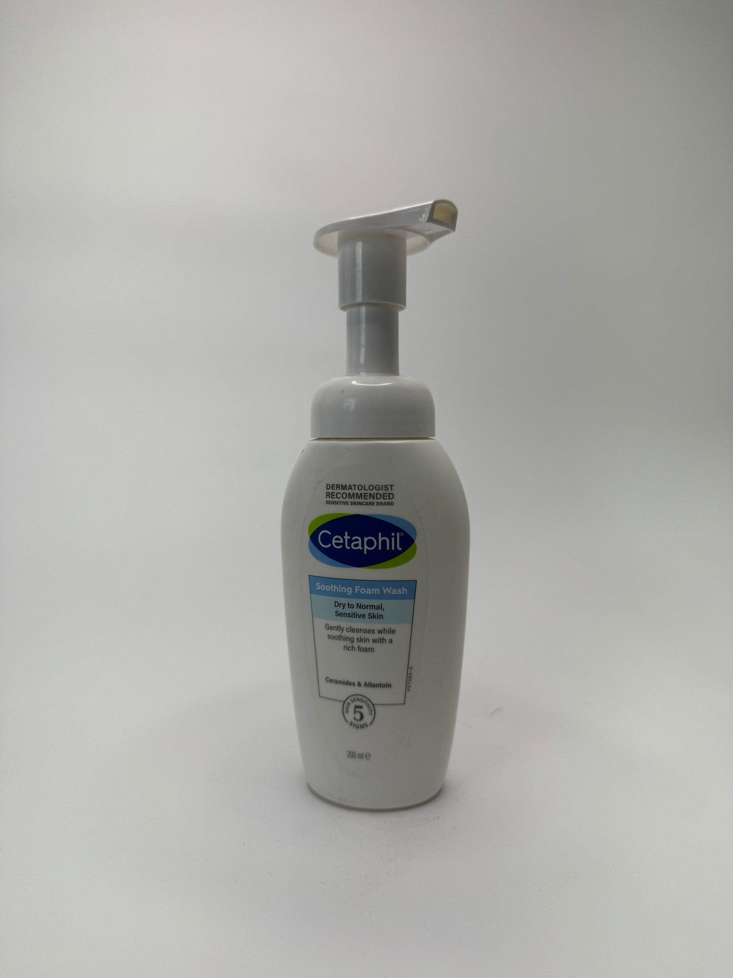 Cetaphil Soothing Foam Wash