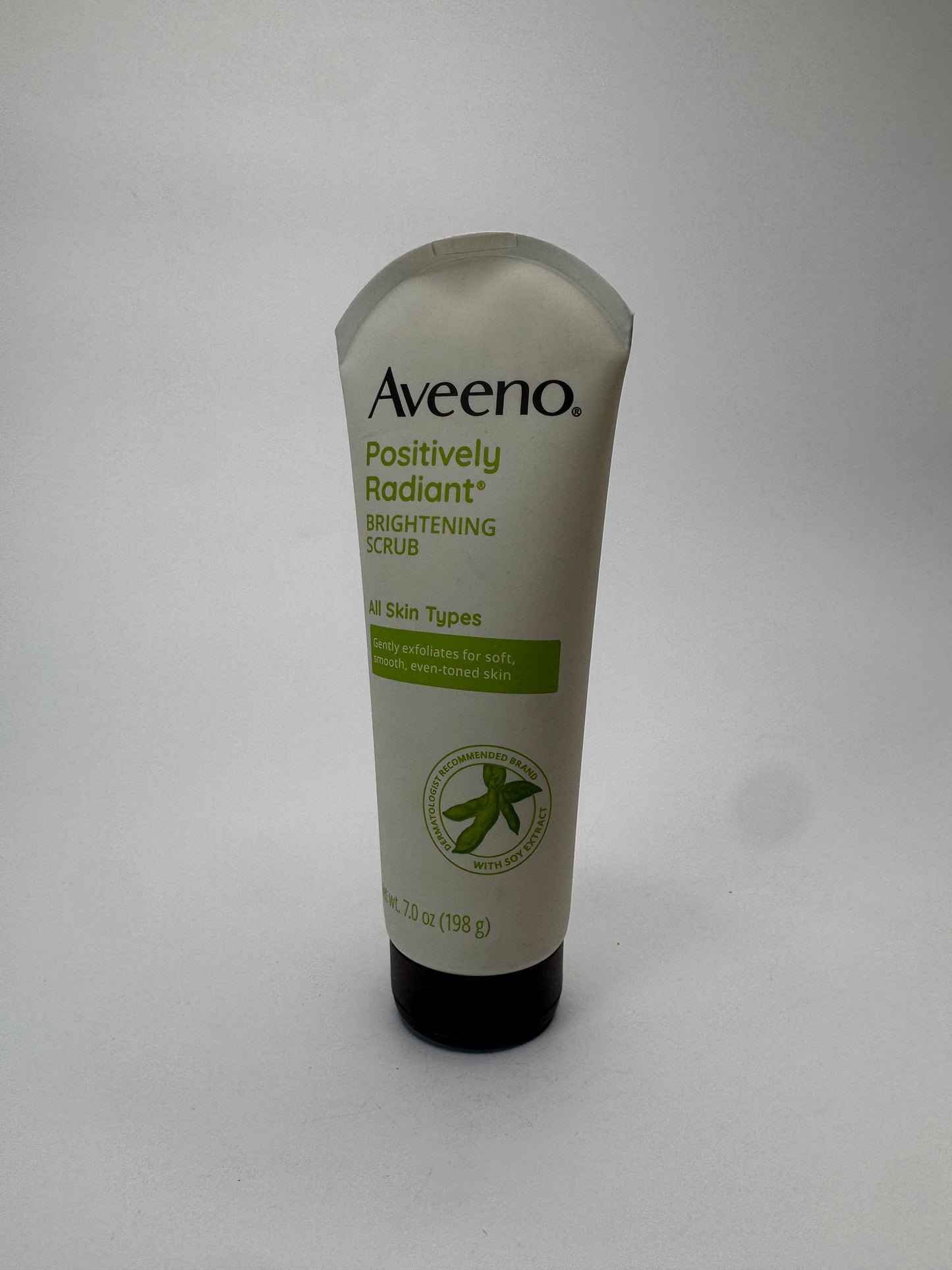 Aveeno Positively Radiant Brightening Scrub